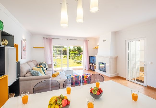 Casa geminada em Albufeira - Galé SunBeach Village - Jardins da Galé Casa geminada em Albufeira - Galé SunBeach Village - Jardins da Galé