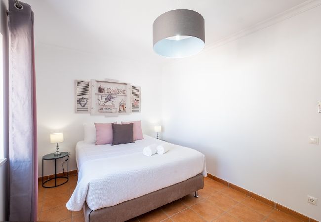 Casa geminada em Albufeira - Galé SunBeach Village - Jardins da Galé Casa geminada em Albufeira - Galé SunBeach Village - Jardins da Galé