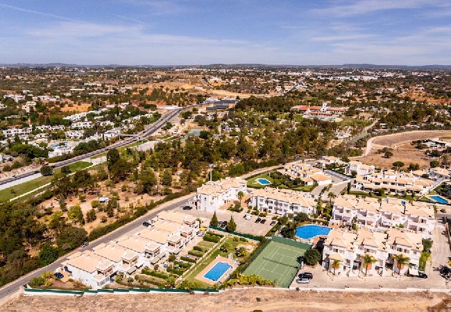 Casa geminada em Albufeira - Villa Adriana · Villa Adriana Casa geminada em Albufeira - Villa Adriana · Villa Adriana