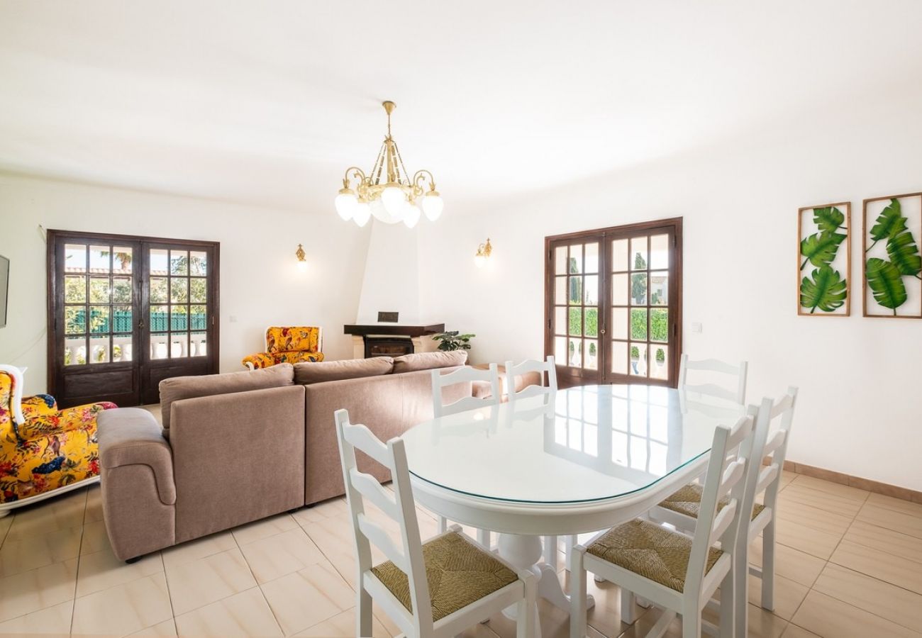 Casa em Albufeira - Vila Guerreiro 