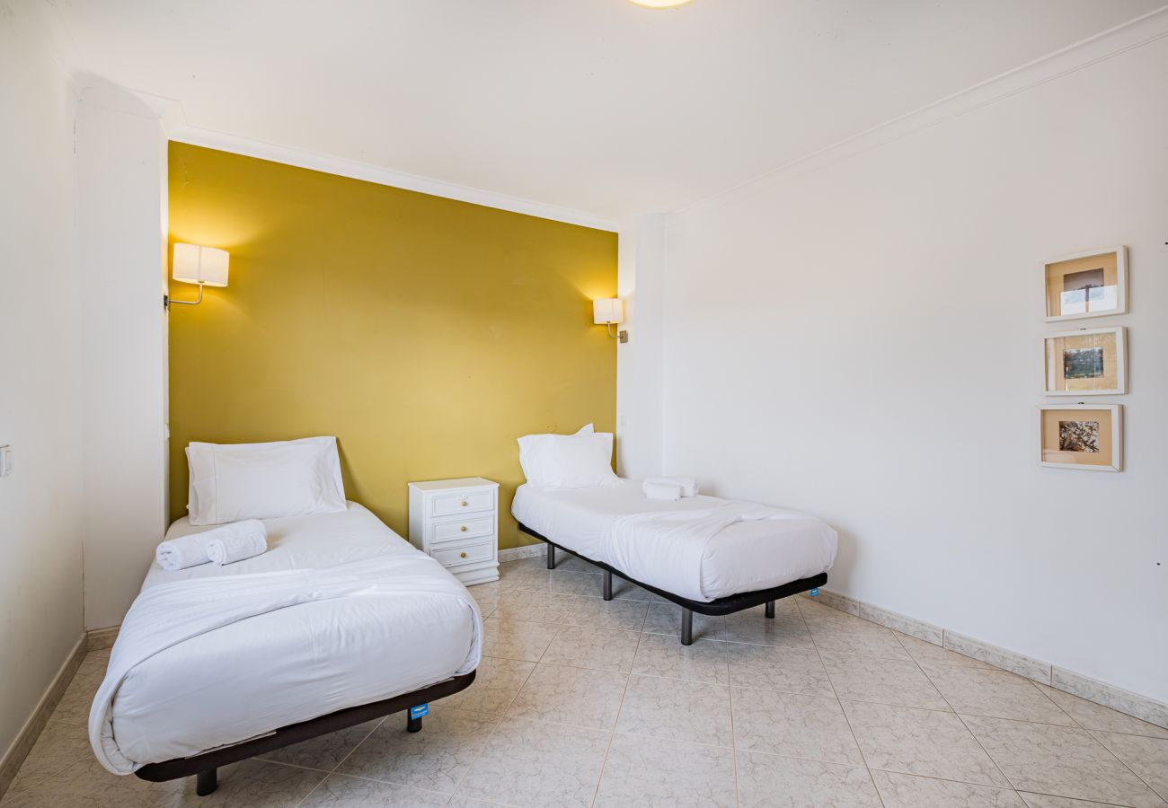 Casa em Guia - VILLA LINDA PALACE