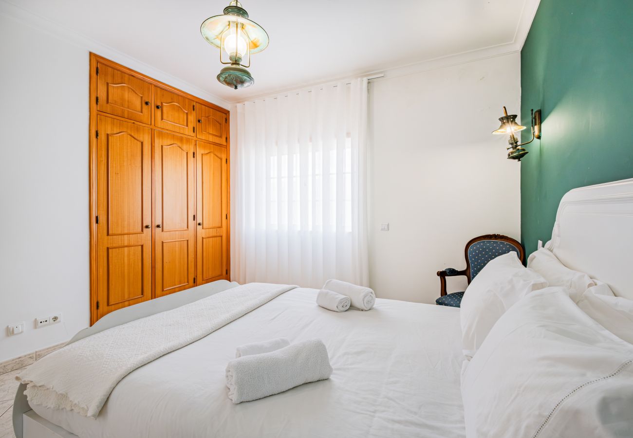 Casa em Guia - VILLA LINDA PALACE