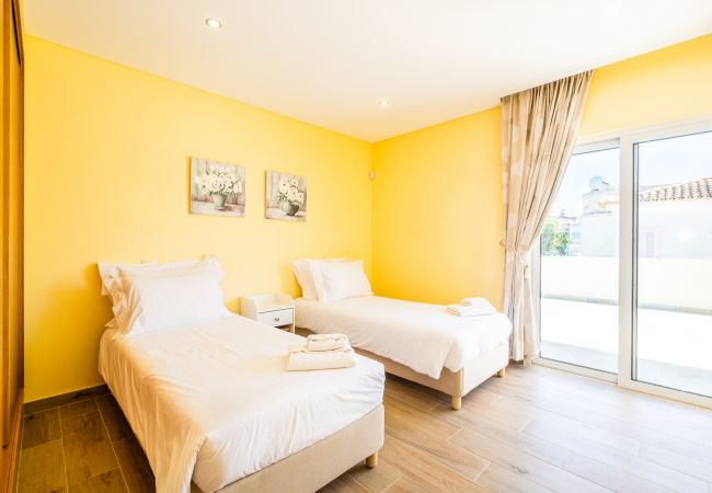 Villa em Albufeira - Villa Impasse - four bedroom villa Villa em Albufeira - Villa Impasse - four bedroom villa