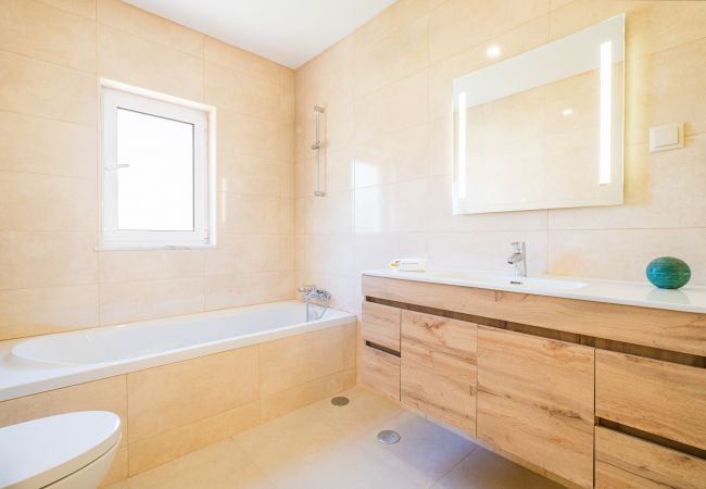 Villa em Albufeira - Villa Impasse - four bedroom villa Villa em Albufeira - Villa Impasse - four bedroom villa