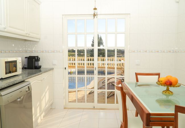 Villa em Albufeira - Seaside Serenity Villa Villa em Albufeira - Seaside Serenity Villa