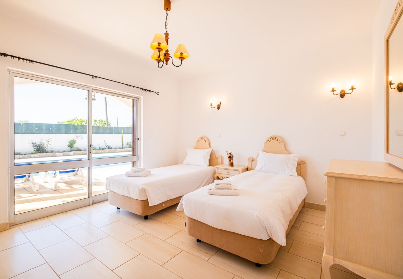 Casa em Albufeira - Villa Brid's Countryside Retreat
