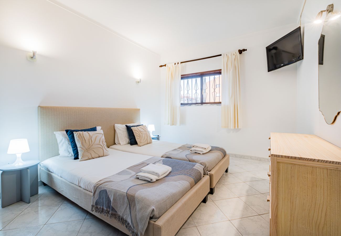 Apartamento em Albufeira - Blue Wave Apartment by Dreamplaces