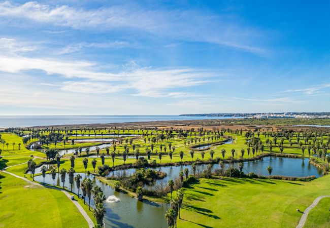 Apartamento em Albufeira - Salgados Beach - 2 Bedroom Apartm by dreamplacesen Apartamento em Albufeira - Salgados Beach - 2 Bedroom Apartm by dreamplacesen