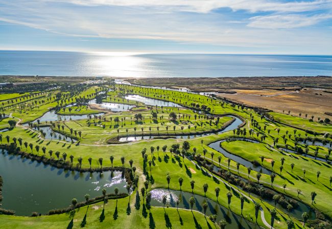 Apartamento em Albufeira - Salgados Beach - 2 Bedroom Apartm by dreamplacesen Apartamento em Albufeira - Salgados Beach - 2 Bedroom Apartm by dreamplacesen