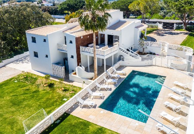 Villa in Lagoa - BELO HORIZONTE by Dreamplaces Villa in Lagoa - BELO HORIZONTE by Dreamplaces