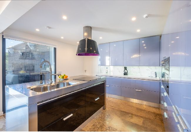 Villa in Lagoa - BELO HORIZONTE by Dreamplaces Villa in Lagoa - BELO HORIZONTE by Dreamplaces