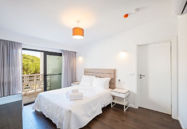 Villa in Lagoa - BELO HORIZONTE by Dreamplaces Villa in Lagoa - BELO HORIZONTE by Dreamplaces