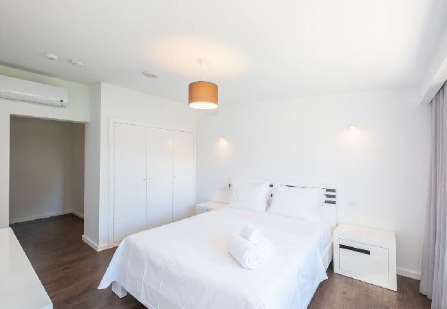 Villa in Lagoa - BELO HORIZONTE by Dreamplaces Villa in Lagoa - BELO HORIZONTE by Dreamplaces