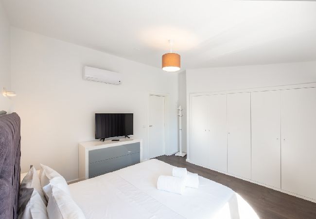 Villa in Lagoa - BELO HORIZONTE by Dreamplaces Villa in Lagoa - BELO HORIZONTE by Dreamplaces