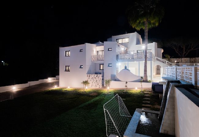 Villa in Lagoa - BELO HORIZONTE by Dreamplaces Villa in Lagoa - BELO HORIZONTE by Dreamplaces