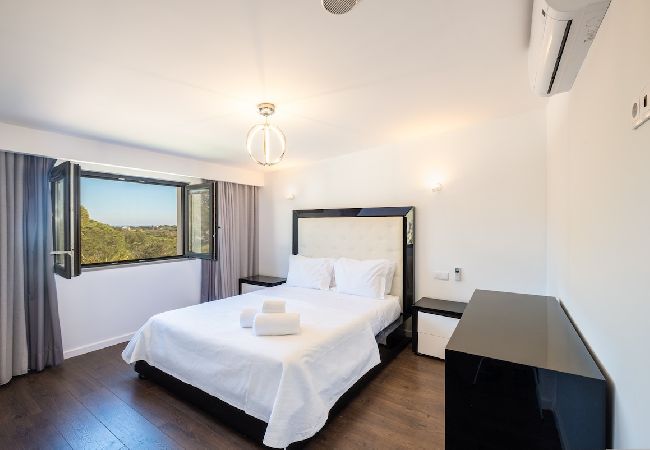 Villa in Lagoa - BELO HORIZONTE by Dreamplaces Villa in Lagoa - BELO HORIZONTE by Dreamplaces