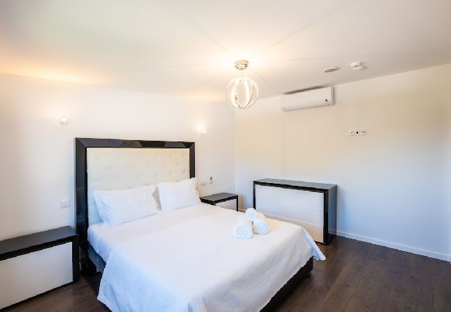 Villa in Lagoa - BELO HORIZONTE by Dreamplaces Villa in Lagoa - BELO HORIZONTE by Dreamplaces