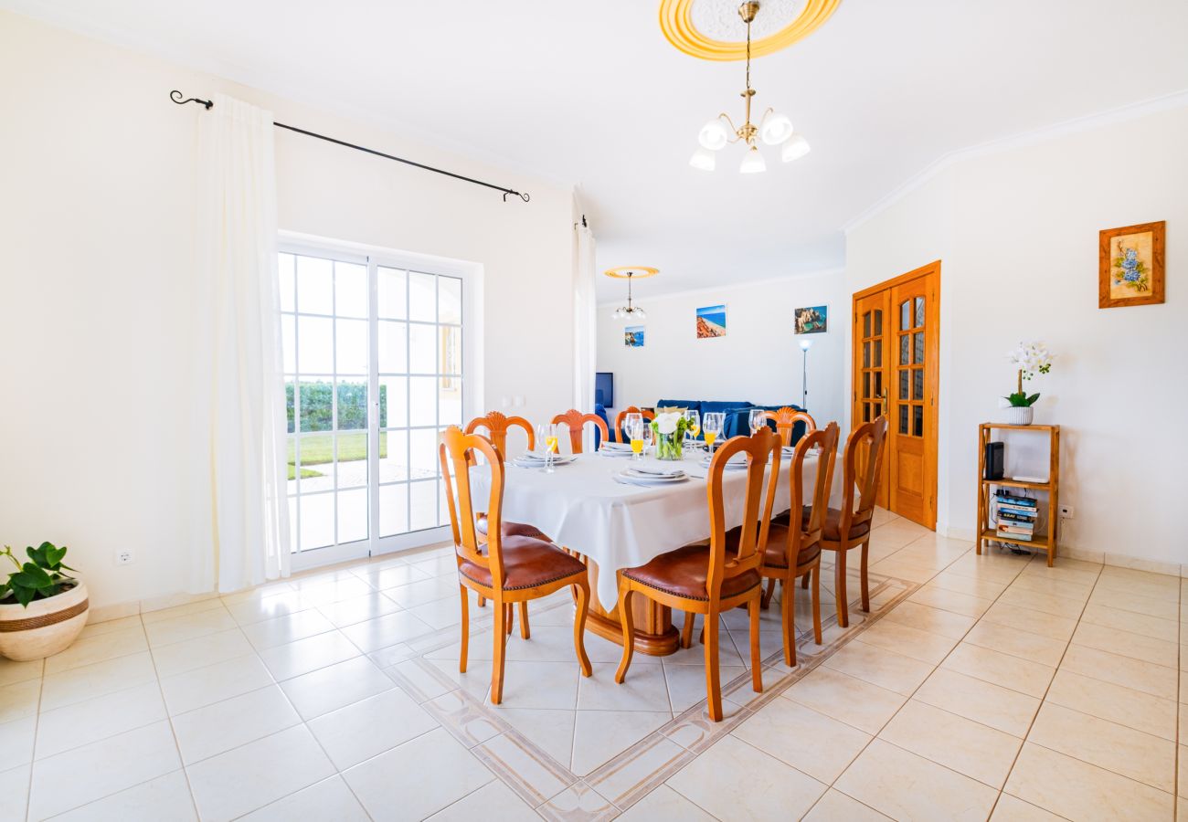 Villa in Albufeira - Filomena Golf Paradise 