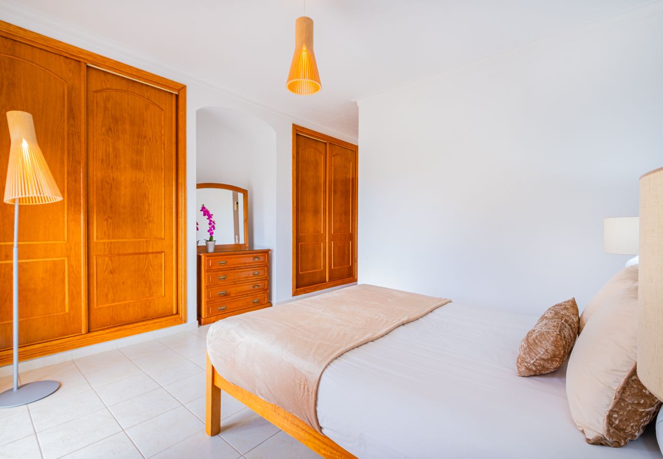 Villa in Albufeira - Filomena Golf Paradise 