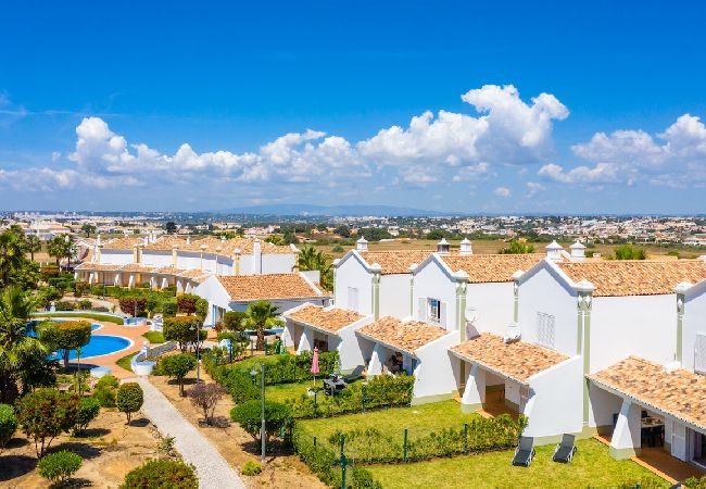 Terraced House in Albufeira - Galé SunBeach Village - Jardins da Galé Terraced House in Albufeira - Galé SunBeach Village - Jardins da Galé