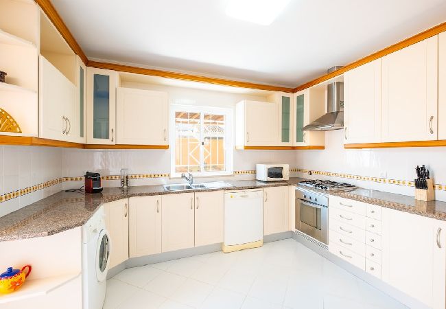 Villa in Albufeira - VILLA ALHABU Villa in Albufeira - VILLA ALHABU