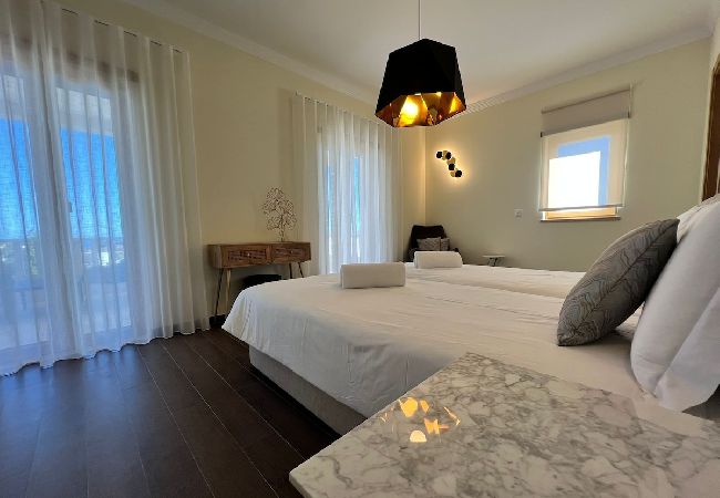 Villa in Albufeira - Light House Luxury Villa 