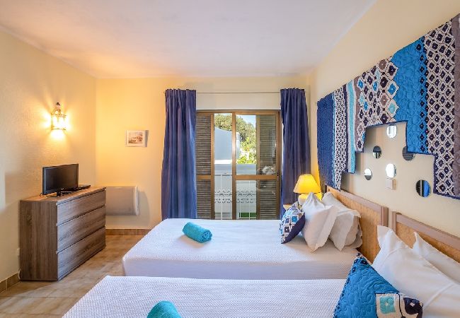Apartment in Albufeira - Carolina Sea Apartment  Apartment in Albufeira - Carolina Sea Apartment