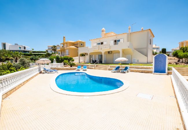 House in Albufeira - Villa Vista Marina House in Albufeira - Villa Vista Marina
