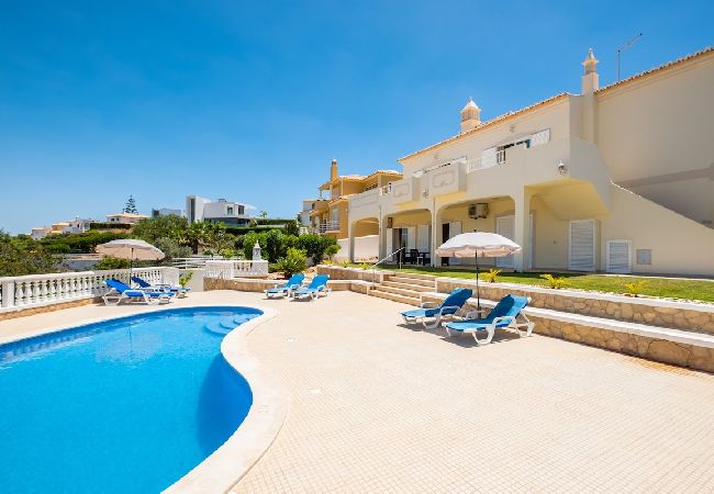 House in Albufeira - Villa Vista Marina House in Albufeira - Villa Vista Marina