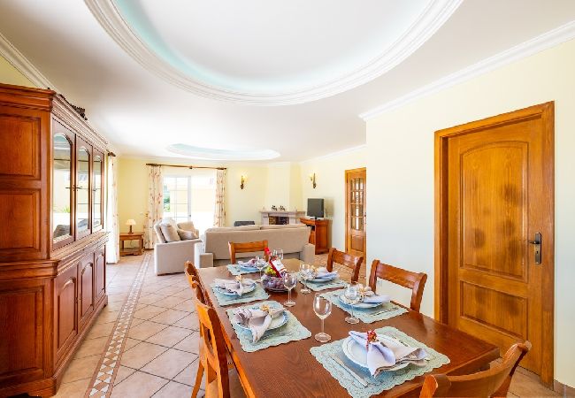 House in Albufeira - Villa Vista Marina House in Albufeira - Villa Vista Marina
