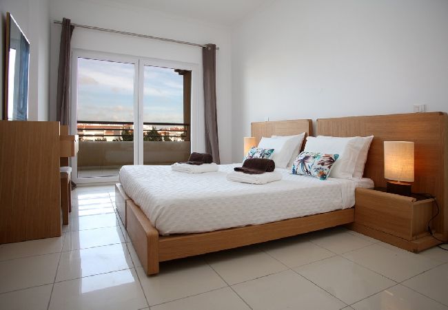 Residence in Albufeira - Barracuda Oura Dream Apartment 