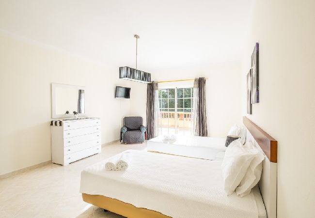 Villa in Carvoeiro - Villa Glória Villa in Carvoeiro - Villa Glória