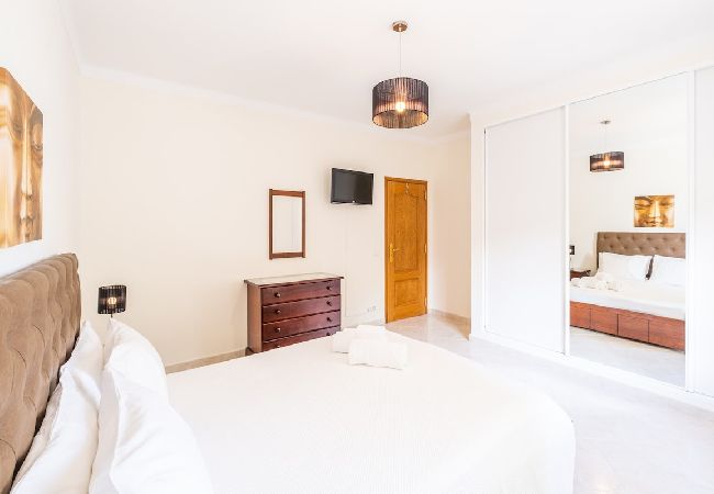 Villa in Carvoeiro - Villa Glória Villa in Carvoeiro - Villa Glória