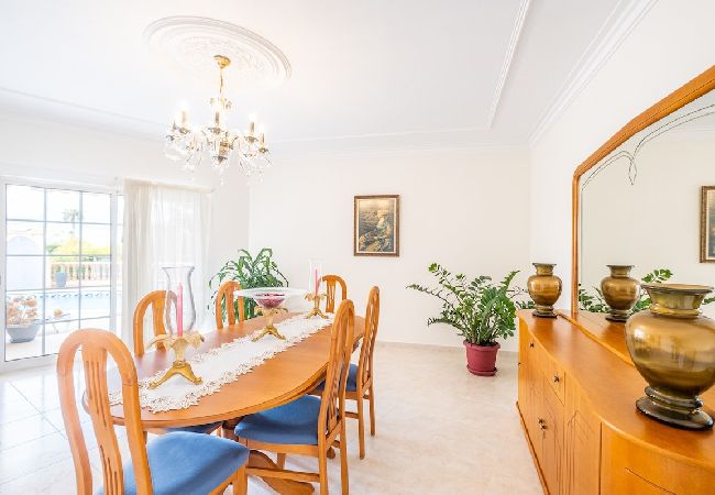 Villa in Carvoeiro - Villa Glória Villa in Carvoeiro - Villa Glória