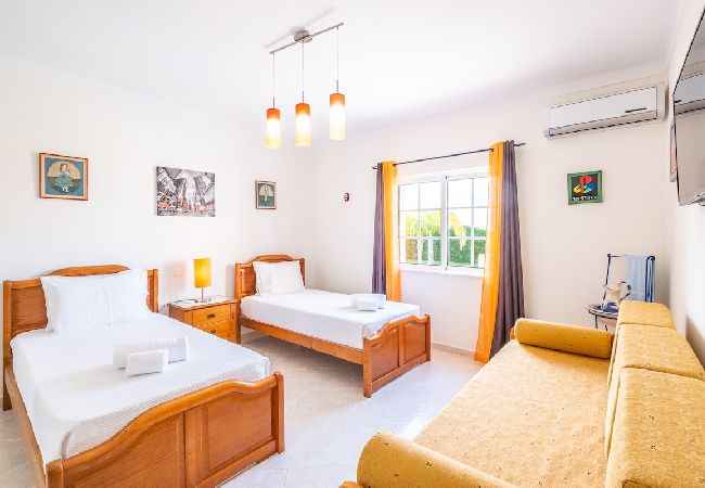 Villa in Carvoeiro - Villa Glória Villa in Carvoeiro - Villa Glória