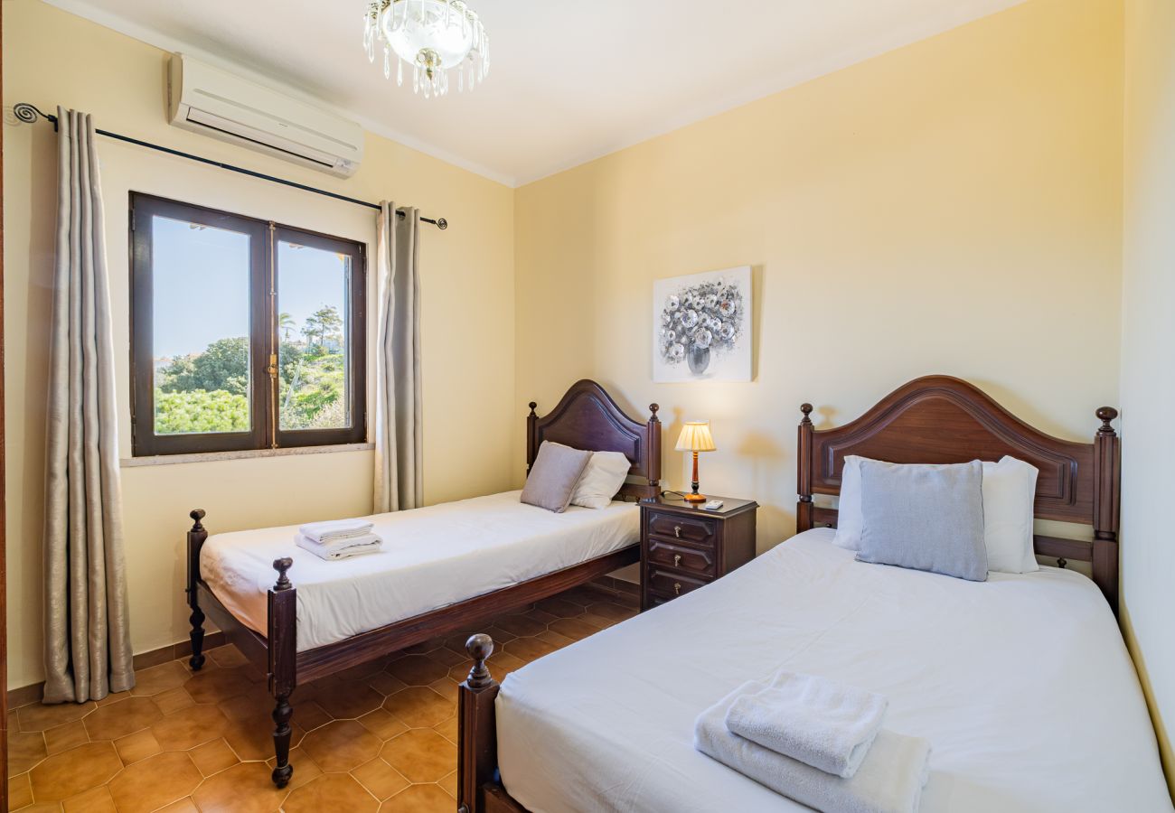 Villa in Albufeira - Villa Pinheiro