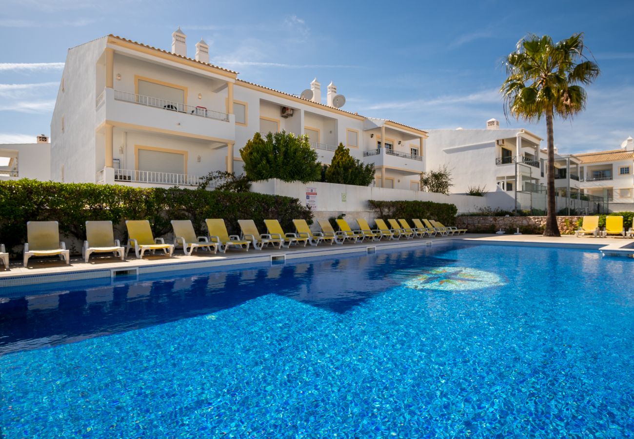 Apartment in Albufeira - Apartamento Casa Vela 