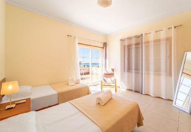 Villa in Guia - Villa Galé Villa in Guia - Villa Galé