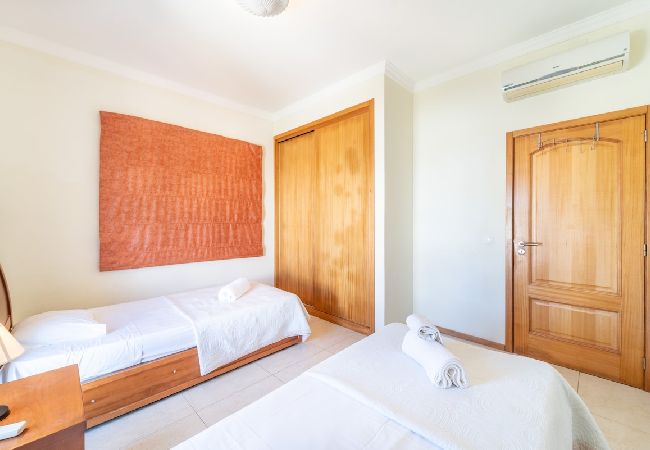 Villa in Guia - Villa Galé Villa in Guia - Villa Galé