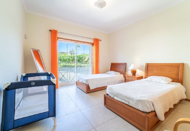 Villa in Guia - Villa Galé Villa in Guia - Villa Galé