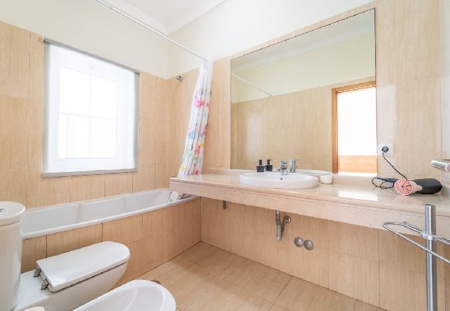 Villa in Guia - Villa Galé Villa in Guia - Villa Galé