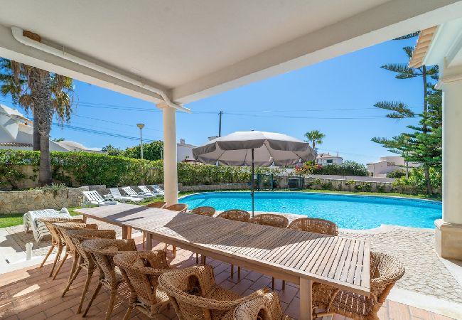 Villa in Guia - Villa Galé Villa in Guia - Villa Galé