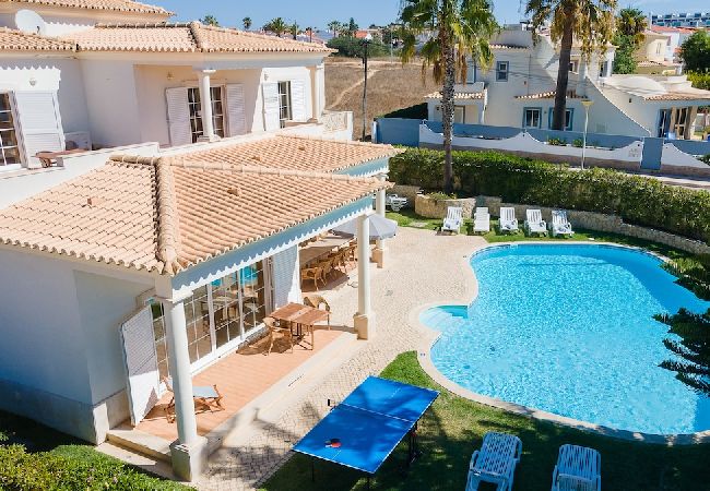 Villa in Guia - Villa Galé Villa in Guia - Villa Galé