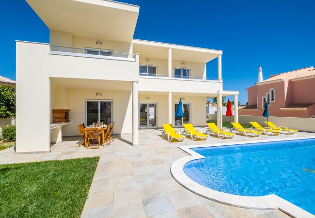 Villa in Albufeira - Villa Impasse -four bedroom villa Villa in Albufeira - Villa Impasse -four bedroom villa