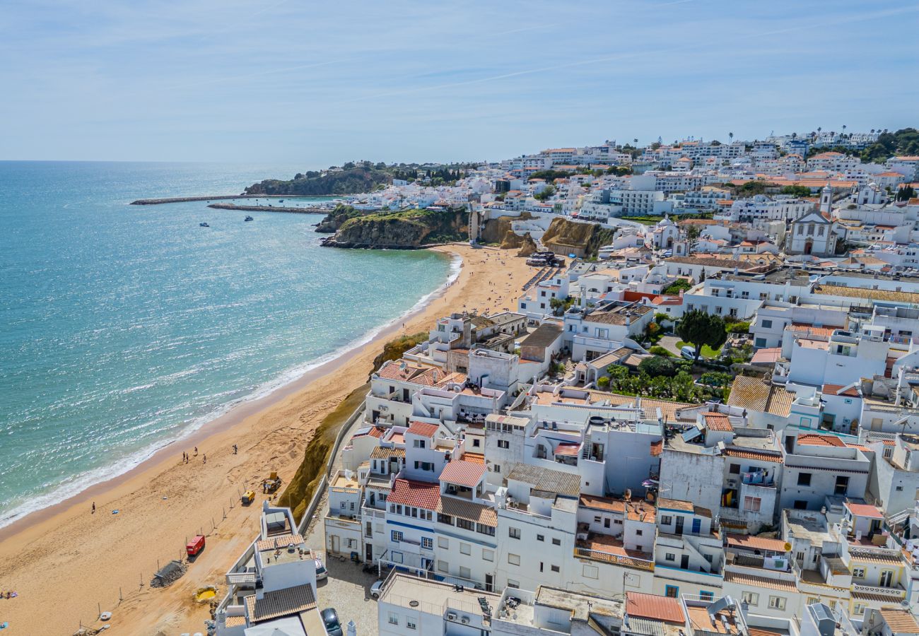 Apartment in Albufeira - Vista del Mar Guest House by Dreamplaces