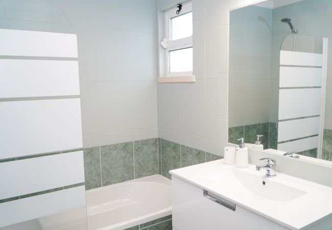 Apartment in Albufeira - Bernard Ocean View Apartment with Pool Apartment in Albufeira - Bernard Ocean View Apartment with Pool