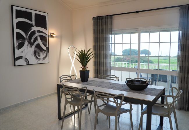 Apartment in Albufeira - Bernard Ocean View Apartment with Pool Apartment in Albufeira - Bernard Ocean View Apartment with Pool