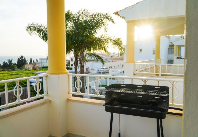 Apartment in Albufeira - Bernard Ocean View Apartment with Pool Apartment in Albufeira - Bernard Ocean View Apartment with Pool