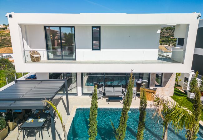 Villa in Albufeira - Villa Kambole com piscina privada aquecida  Villa in Albufeira - Villa Kambole com piscina privada aquecida