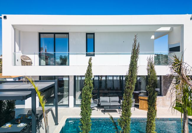 Villa in Albufeira - Villa Kambole com piscina privada aquecida  Villa in Albufeira - Villa Kambole com piscina privada aquecida
